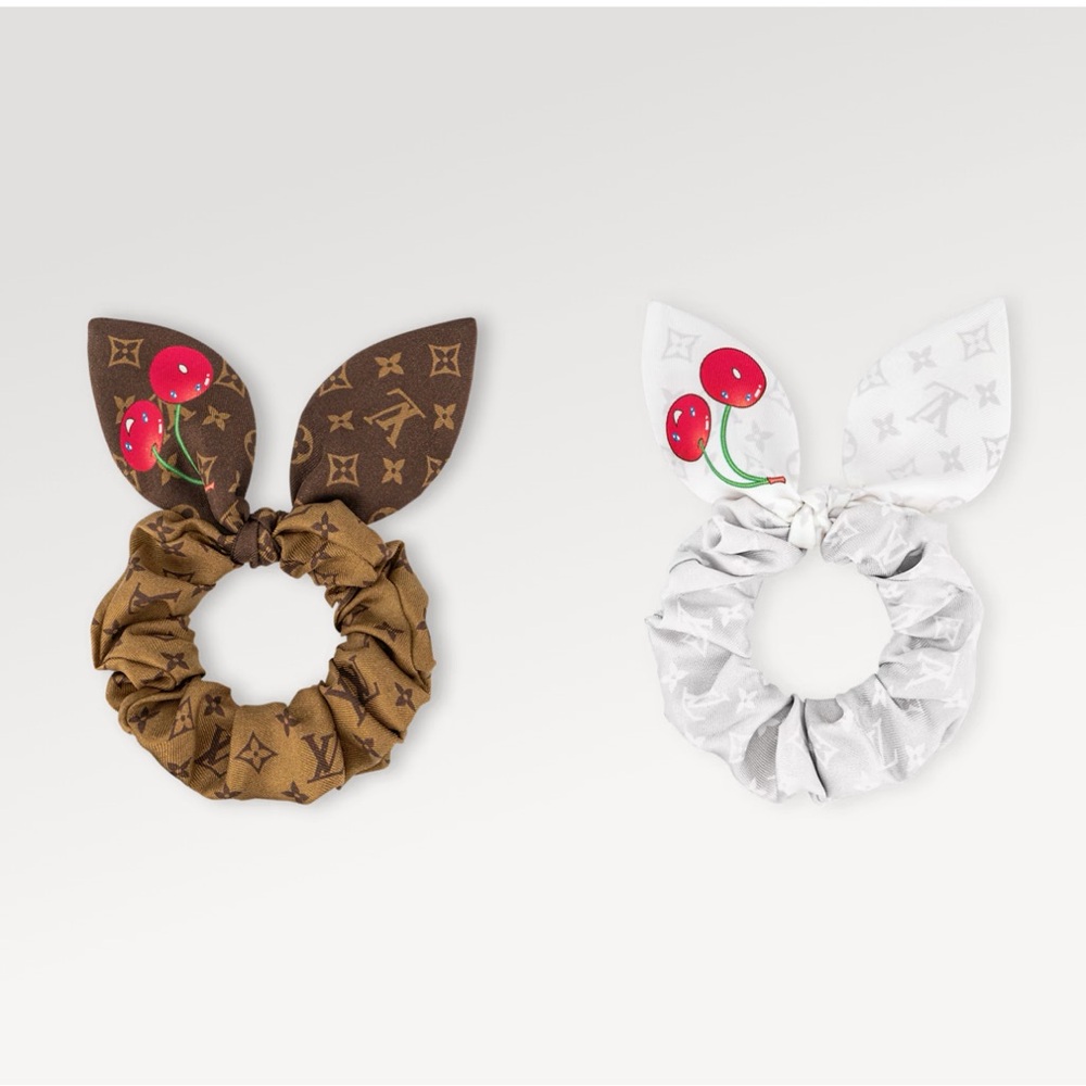 New! Louis Vuitton x Murakami collection 🍒hair scrunchies!! 2025 - Picture 8 of 9